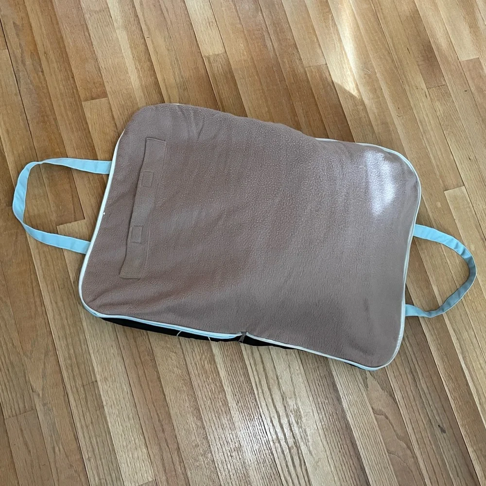 Rare Animal Planet Ultra Soft Portable Pet Bed Dog Travel